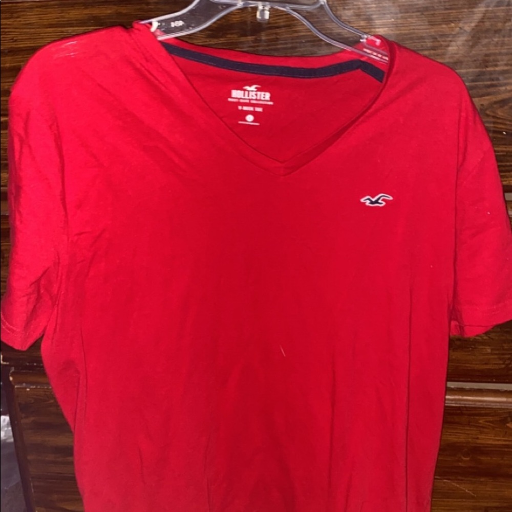 Red and navy blue Hollister shirt